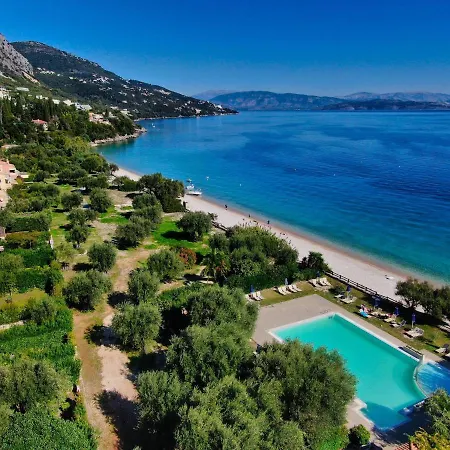 Lejlighed Pebbles And Sea At With Shared Pool Mparmpati